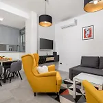 Charming Apartments Bako